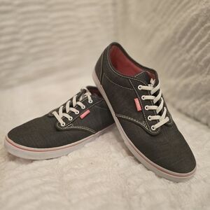 Vans Atwood Low Top Sneakers